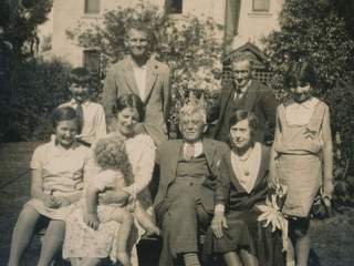 Lawrence and Beck Families 1930